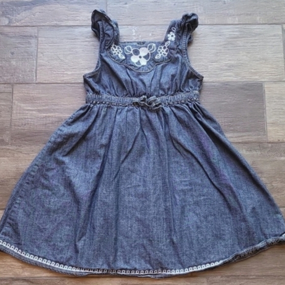 Gymboree Other - Gymboree Dark Blue & White Floral Sleeveless Chambray Denim Dress, Size 6